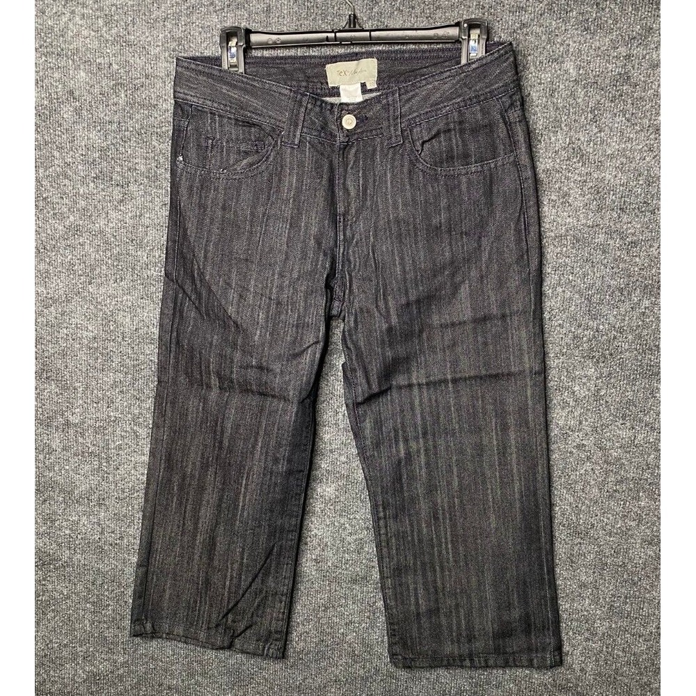 TeX by Max Azria Women's Dark Wash Denim Capris Size‎ 27 Embroidered Cropped